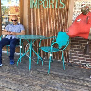 Meet your Posher, Fadi